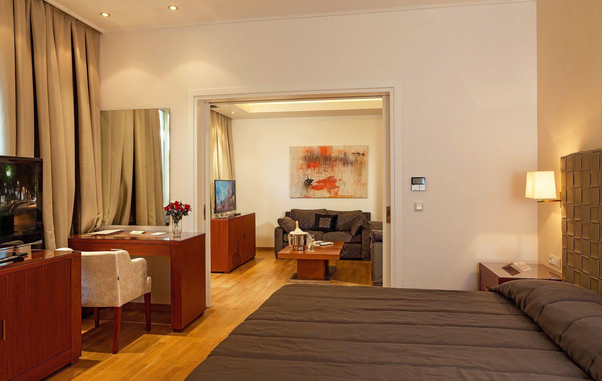 Theoxenia Residence Кіфісья Екстер'єр фото