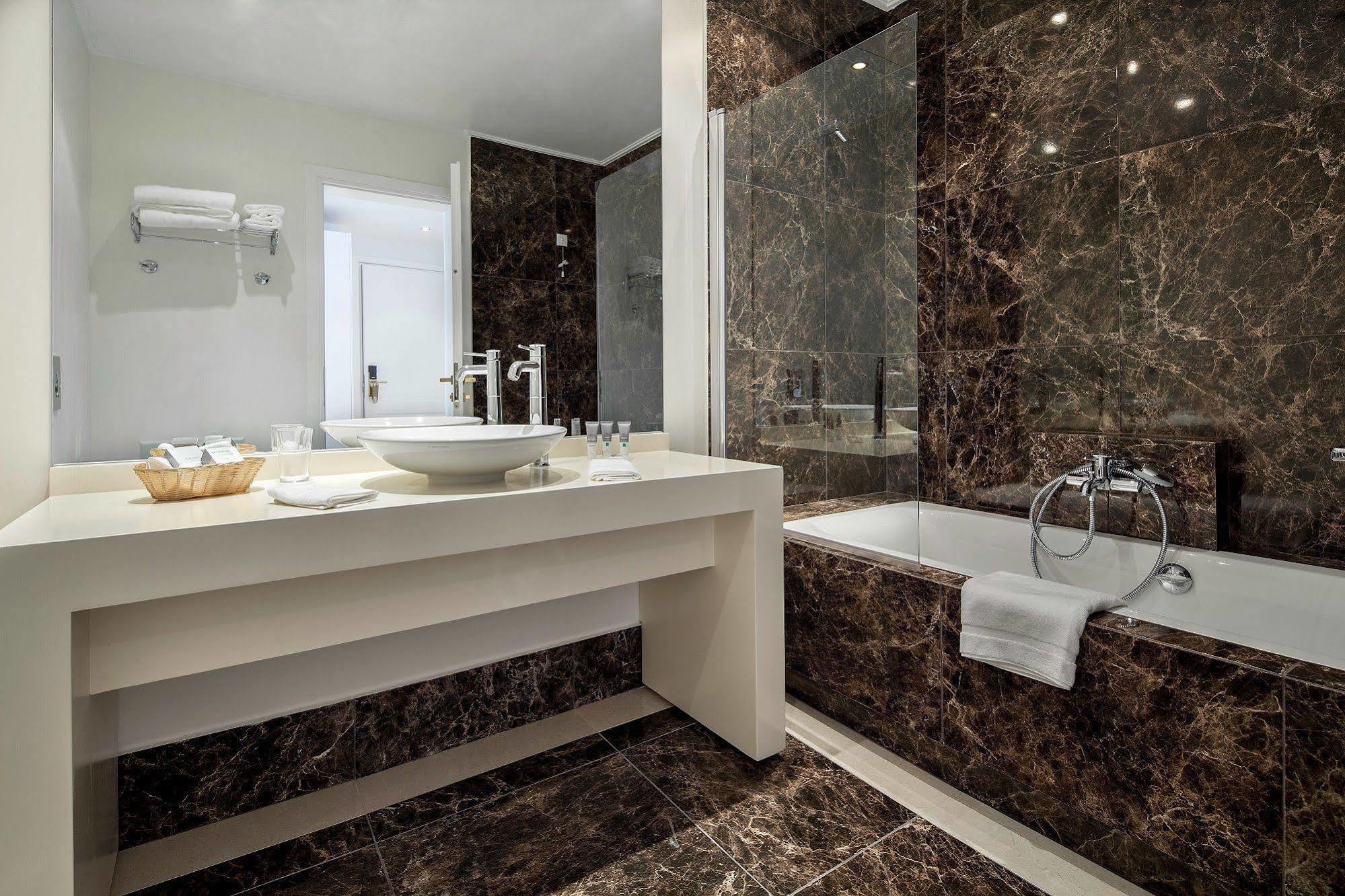 Theoxenia Residence Кіфісья Екстер'єр фото