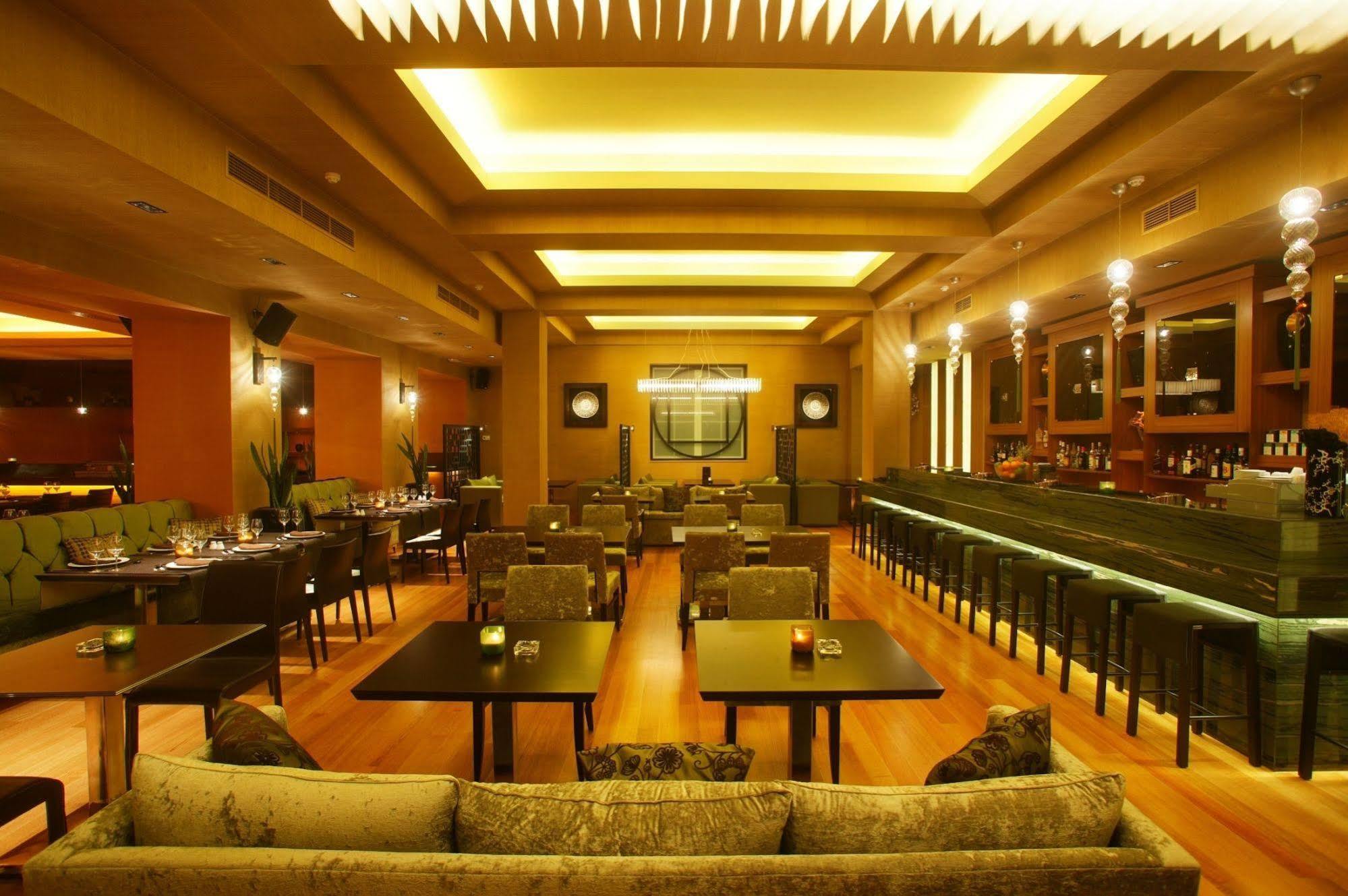 Theoxenia Residence Кіфісья Екстер'єр фото