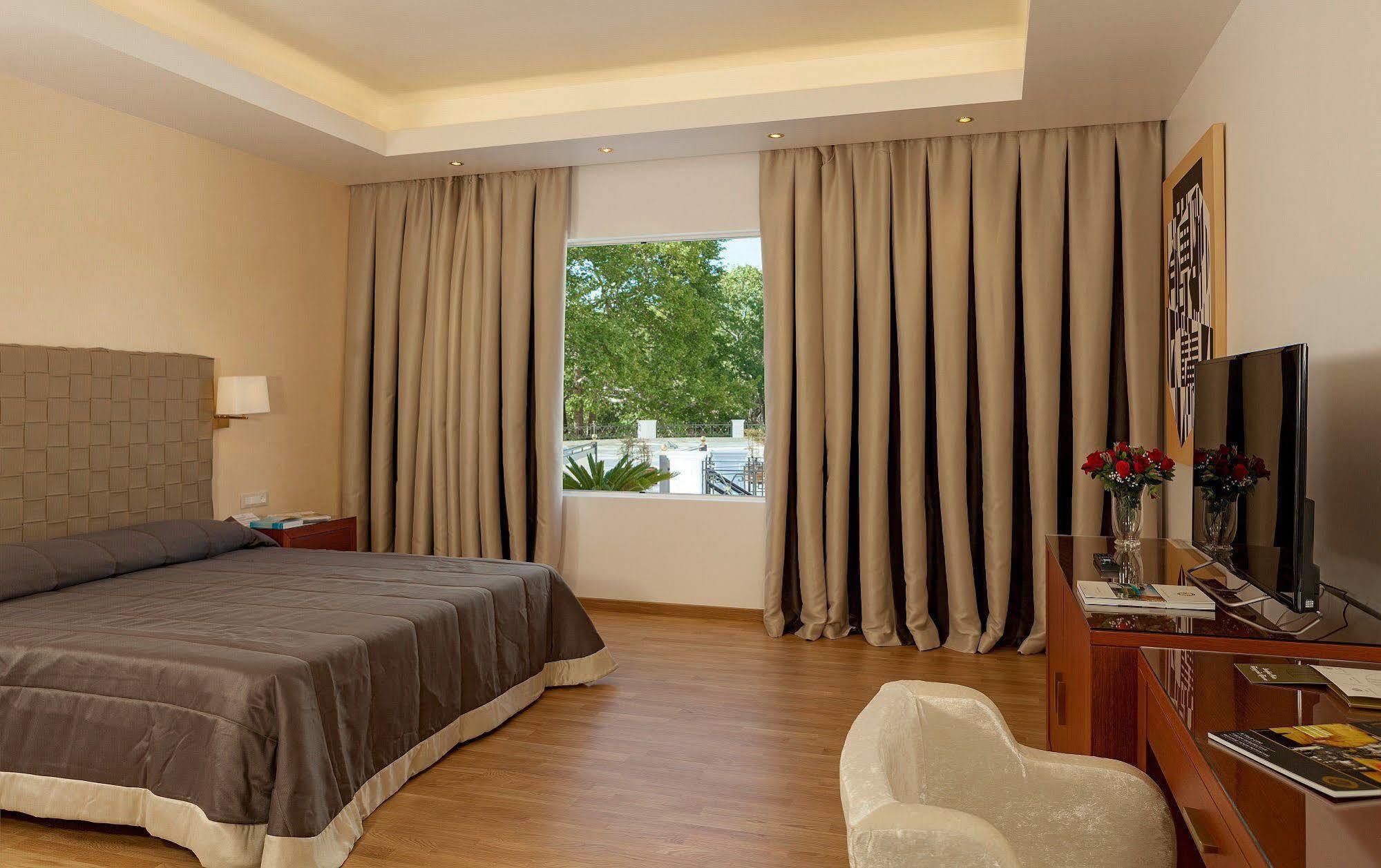Theoxenia Residence Кіфісья Екстер'єр фото